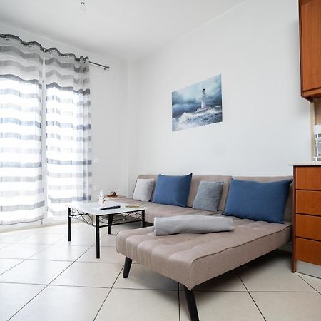 Lektron Apartment Chrissi Akti Chania Exterior foto